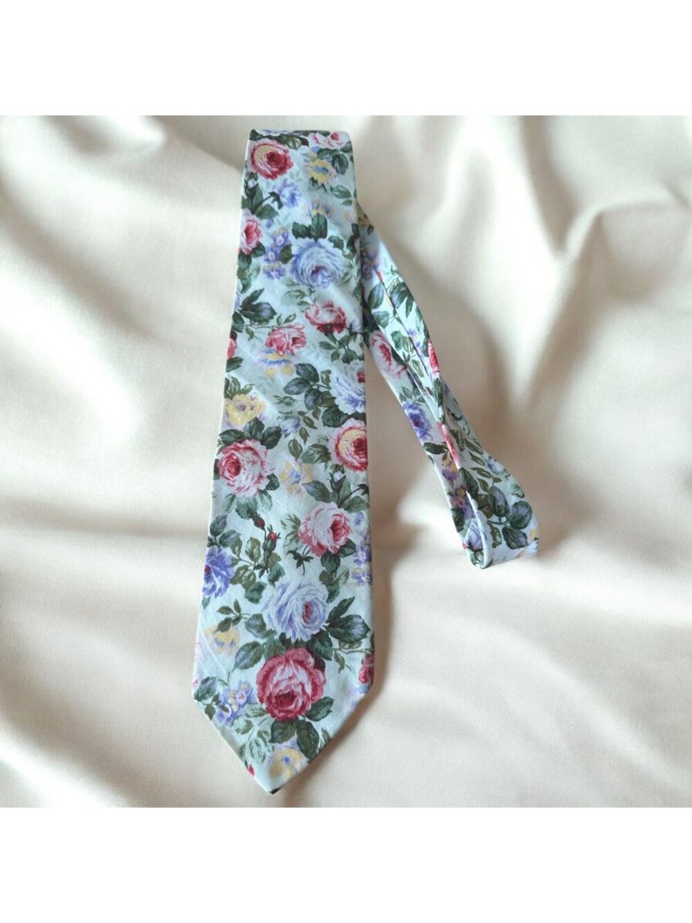 WRIGHT & CO Vintage Men's Floral Rose Print Tie